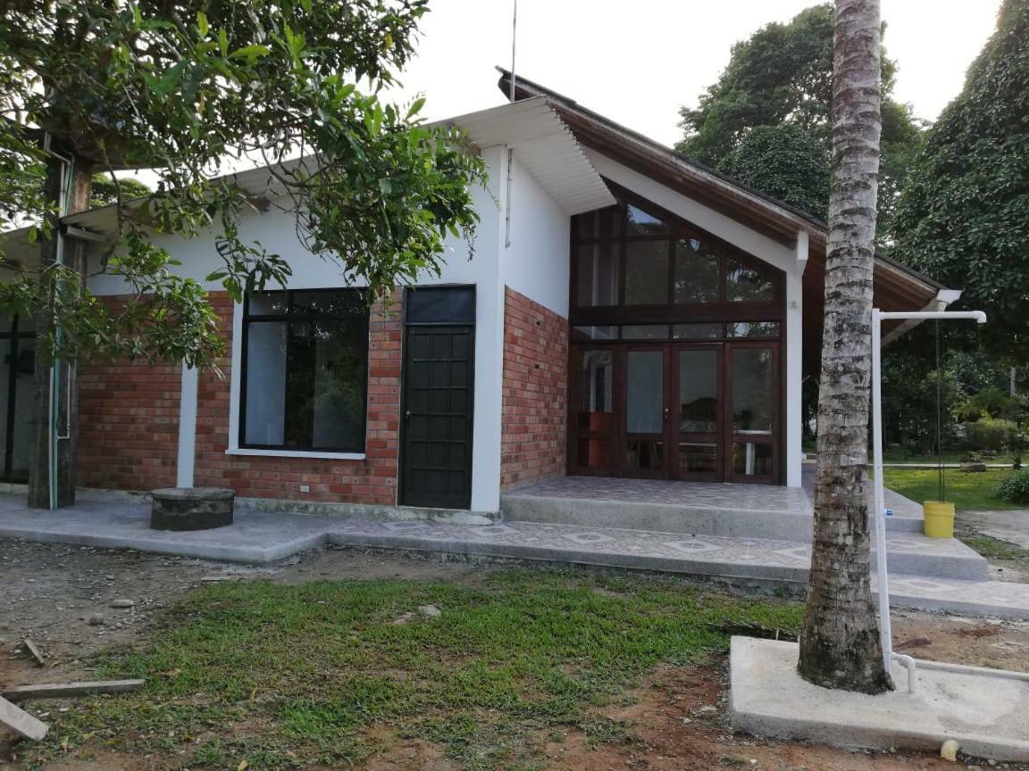 Hostal Suna Vito Puerto Asís Dış mekan fotoğraf
